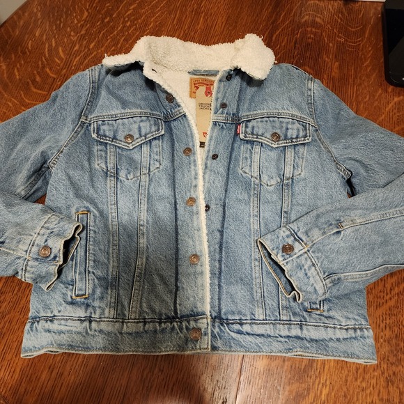 Levi's Jackets & Blazers - Levis Womens Original Sherpa Trucker Jacket M Divided Blue Denim NWT 36136-0000